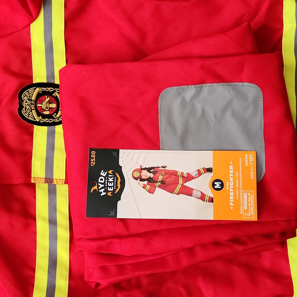 Halloween kids (med.) firefighter costume 🎃 - Picture 8 of 9